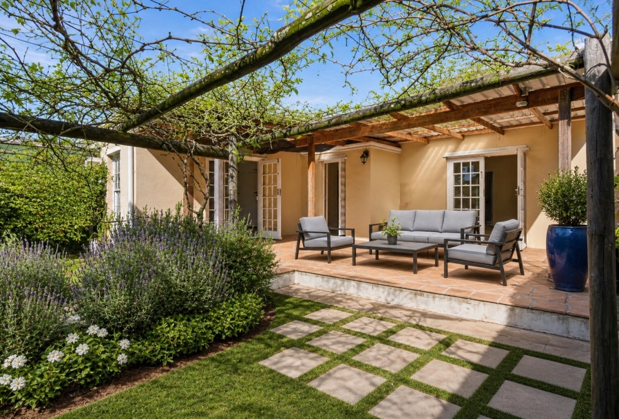 3 Bedroom Property for Sale in Harfield Village Western Cape
